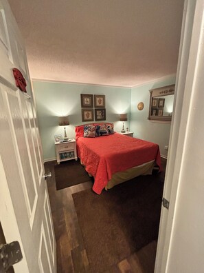 2 bedrooms, iron/ironing board, free WiFi, bed sheets - Cozy 2-bedroom condo with AC in lovely Myrtle Beach Gated Resort Community (Myrtle Beach)