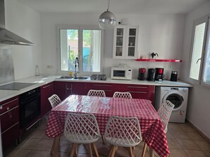 Private kitchen - Pavilion with Tree Garden (Limeil-Brévannes)