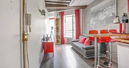 Studio dans meilleur quartier de Paris centre, tout à proximité du logement ❤️
