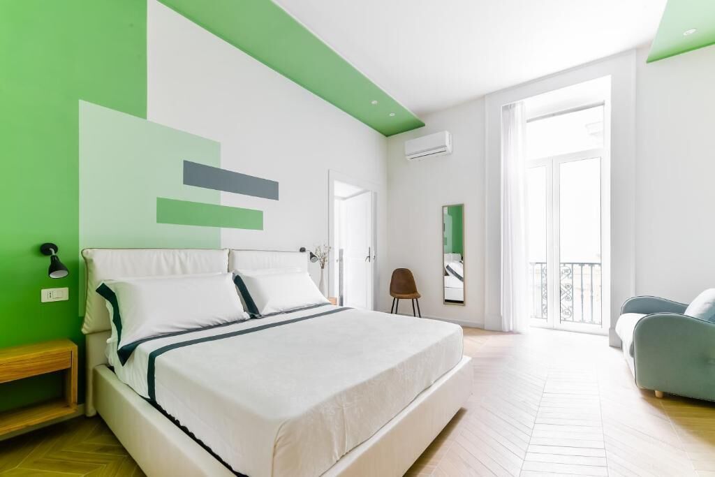 Superior-Doppelzimmer, Balkon, Stadtblick | Zimmersafe, schallisolierte Zimmer, Bügeleisen/Bügelbrett