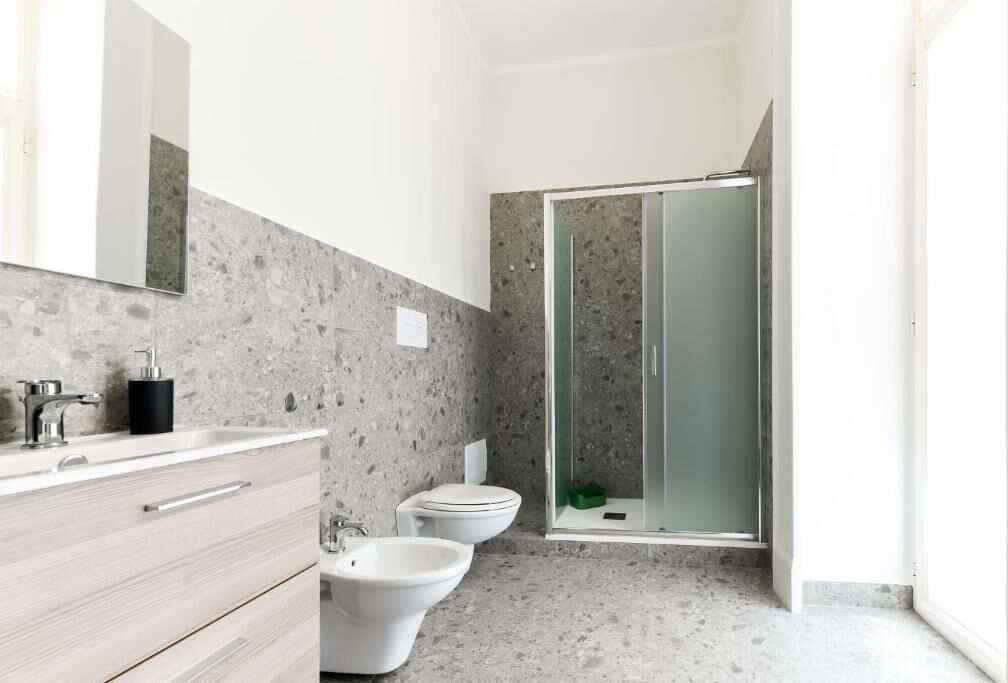 Superior Double Room, Balcony, City View | Bathroom