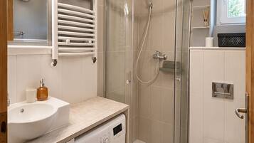 Comfort Apartment, Garden View | Bathroom