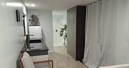 Cosy Studio-20 Meters Walk to Great Beach!