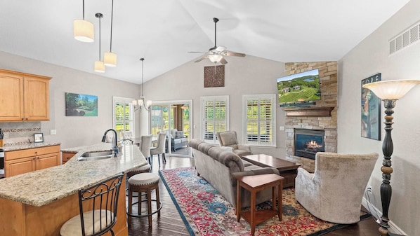 Villa, Multiple Beds, Golf View (TeeTime Green) | Interior