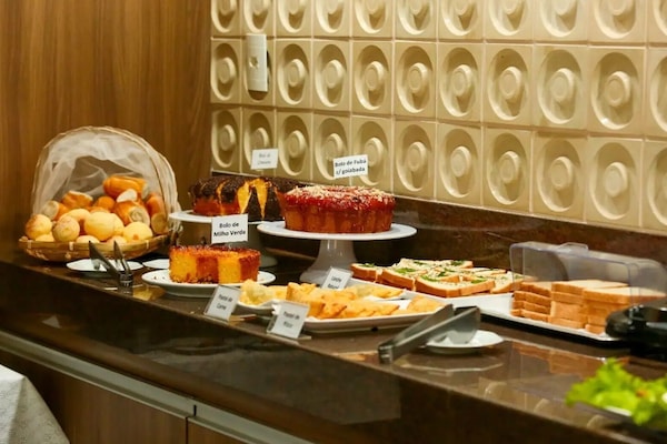 Desayuno buffet incluido todos los días