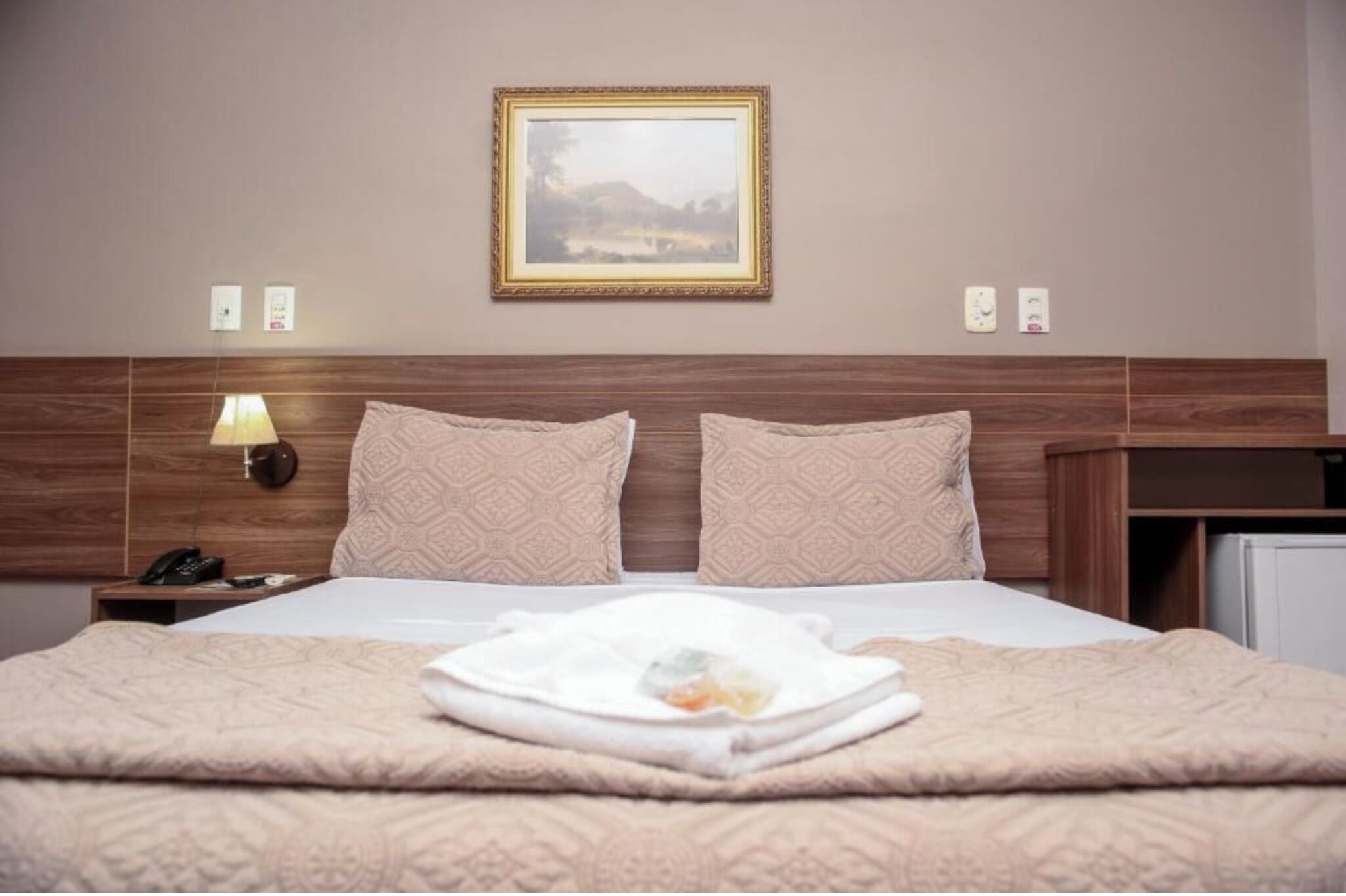 Deluxe Suite, City View | Iron/ironing board, free WiFi, bed sheets, wheelchair access