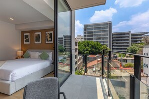 Premium Apartment, Balcony, City View | In-room safe, iron/ironing board, free WiFi - Capitalia El Angel (Mexico City)