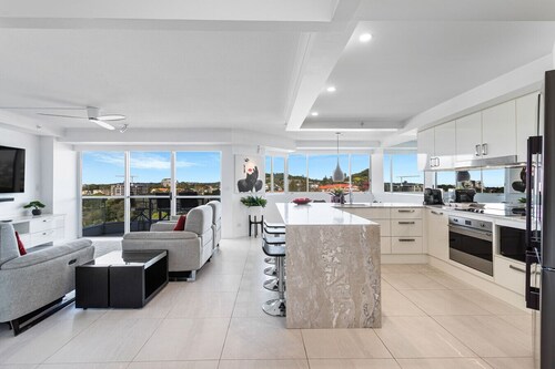 The Surf Breeze Retreat
