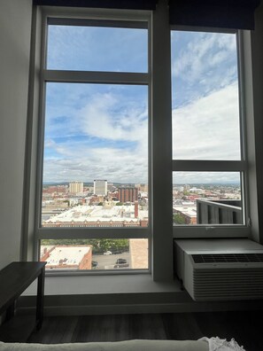 Interior - Experience urban luxury in this 8th floor studio rental! (Spokane)