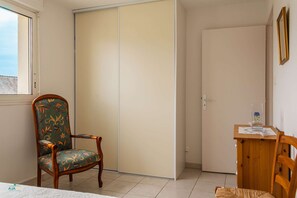 Interior - T2 apartment 300m from the beach – Ideal location for a seaside holiday 516 (ERQUY)