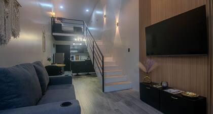 Brand new Luxury Suites w/ jacuzzi.