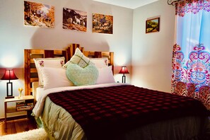 Iron/ironing board, WiFi, bed sheets - Hillside Hideaway – Relax & Recharge in Vanprasth (Nashua)