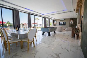Game room - Vrbo Property (marrakech)