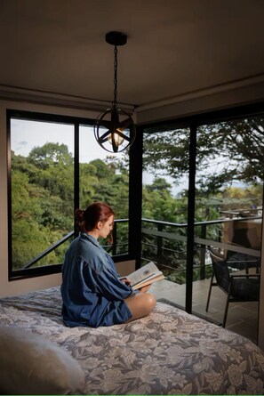 1 bedroom, free WiFi, bed sheets - Tree Container Lodging Near Cali (Yumbo)