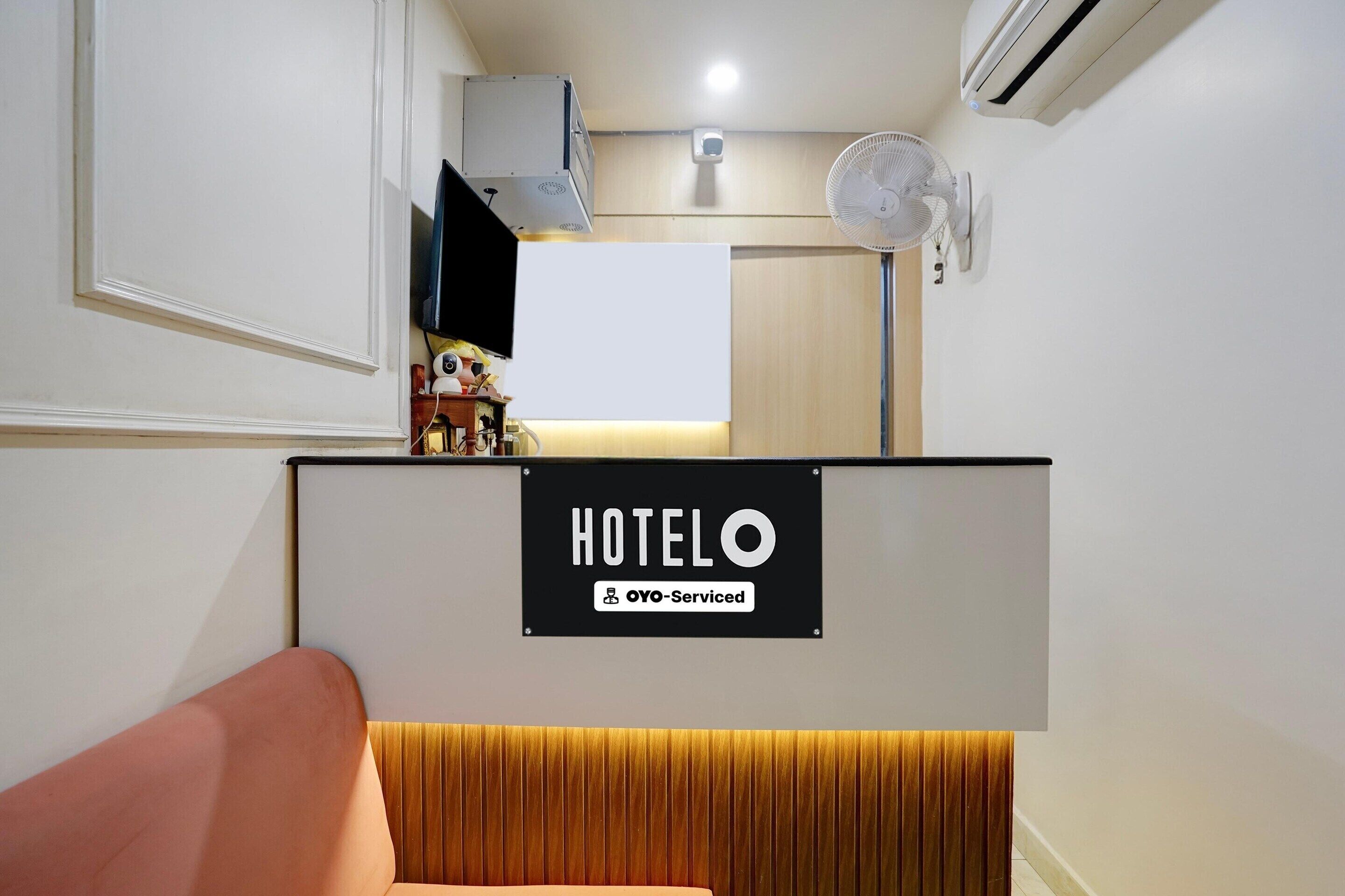 House | Reception