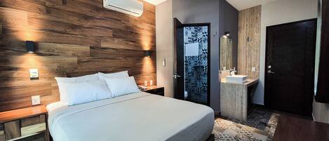 Comfort Room, City View | In-room safe, individually decorated, individually furnished