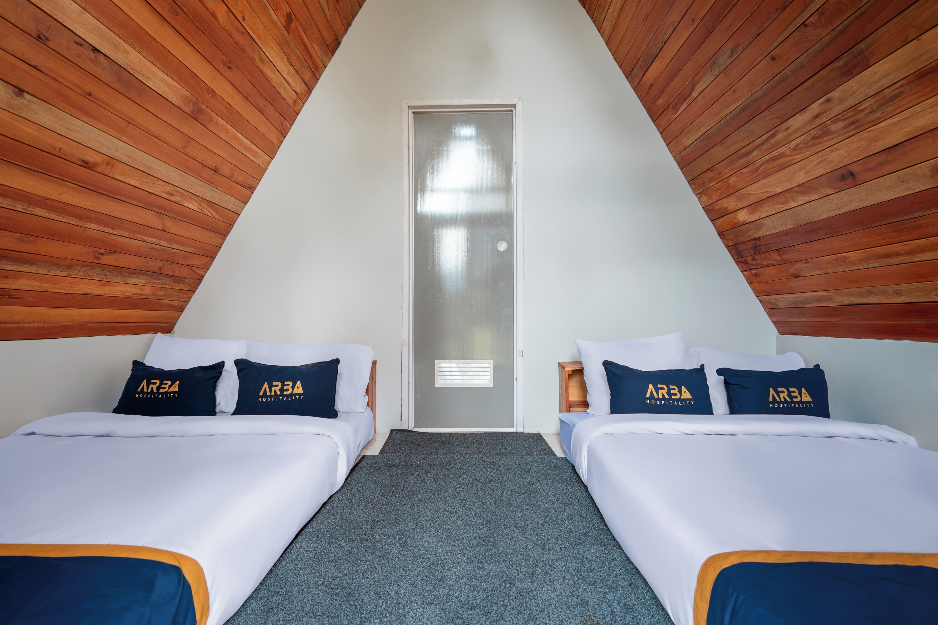 Superior Room | Bed sheets