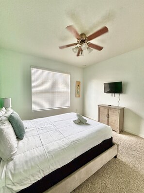 Room - 6079 Spacious 7BR Family Getaway, Solterra Resort (Davenport)