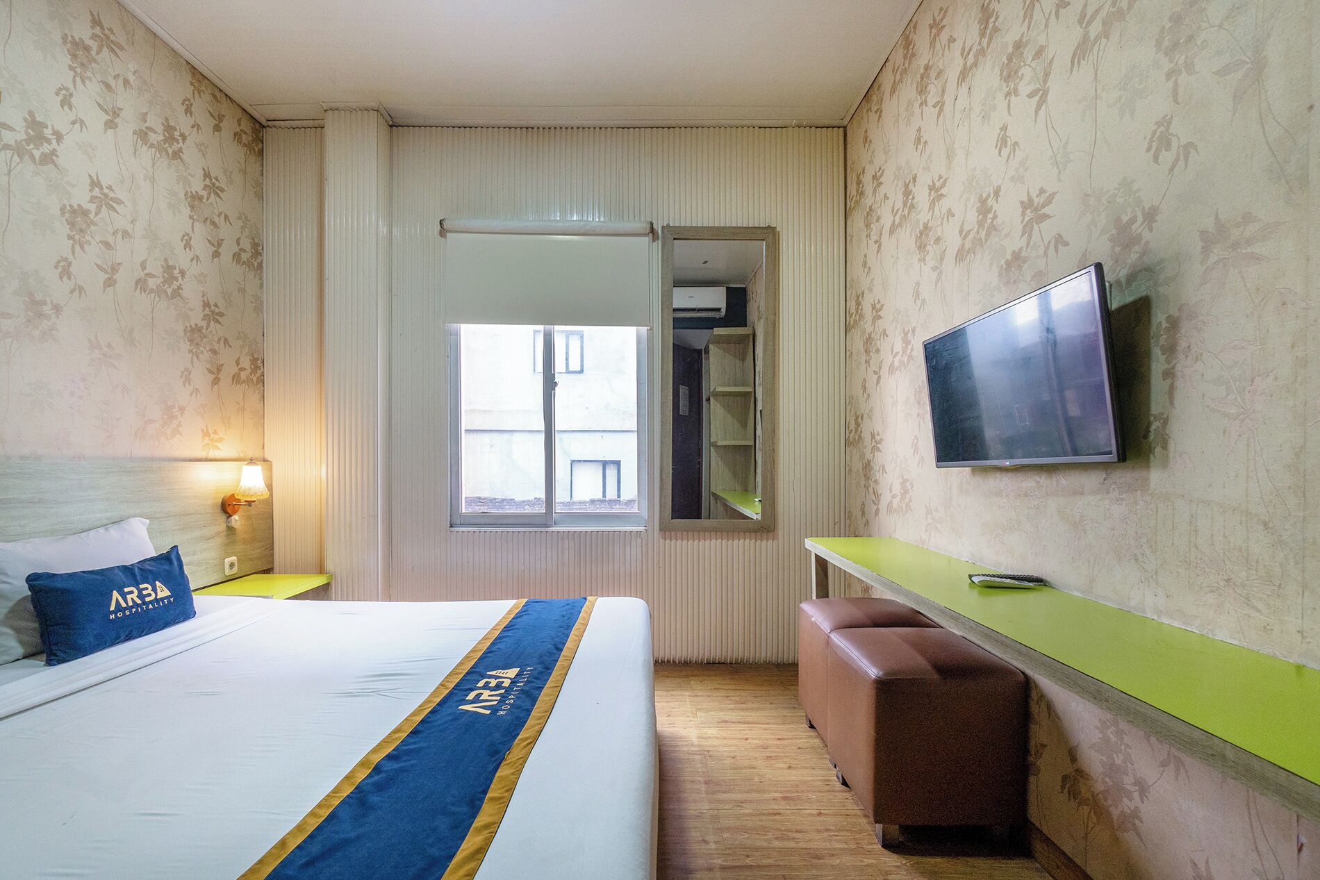 Habitación Deluxe doble | Escritorio, wifi gratis, ropa de cama