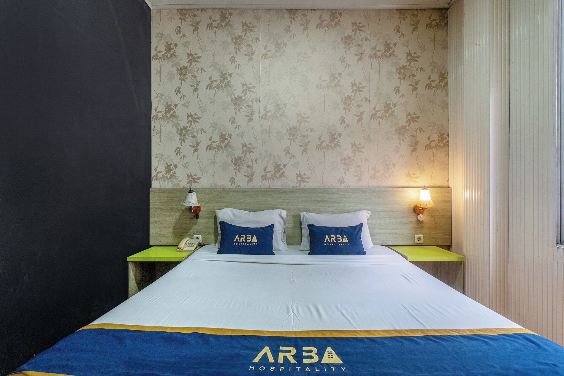 Quarto casal luxo | Escrivaninha, Wi-Fi de cortesia, roupa de cama