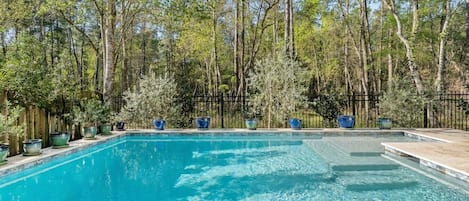 Outdoor pool, a heated pool