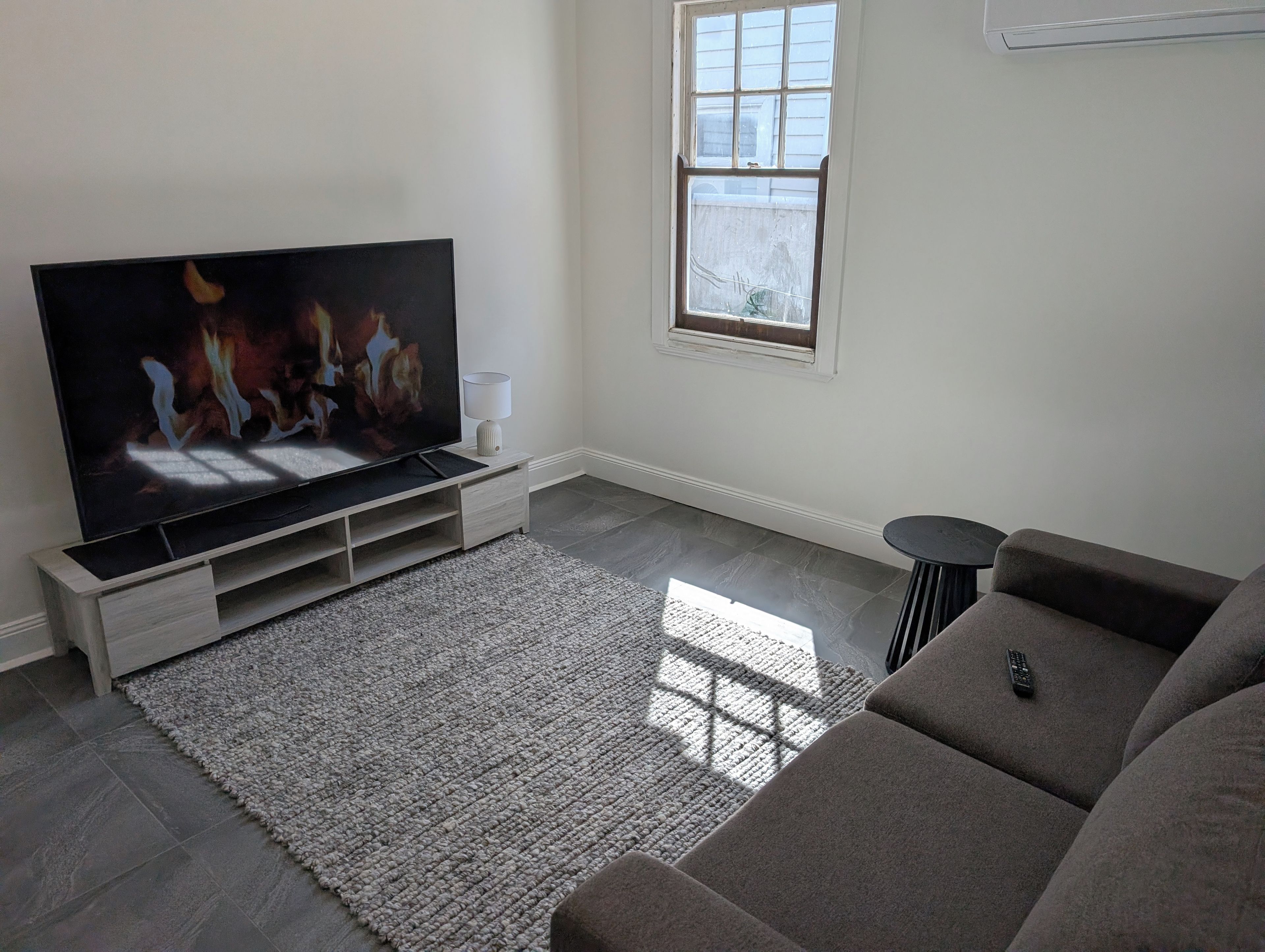 Smart TV, books