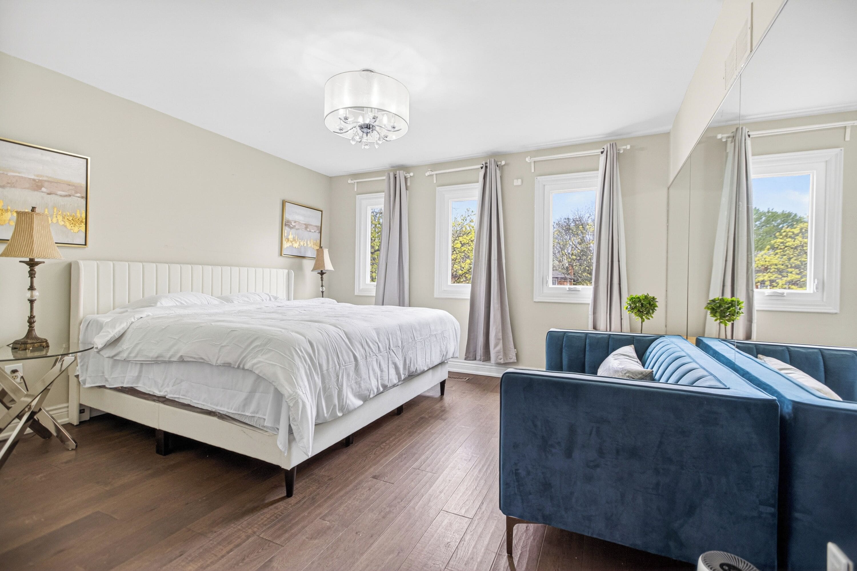 4 bedrooms, WiFi, bed sheets