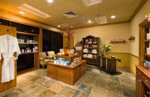 Spa - Week of July 5  Westgate Resort 2-bedroom 2 bath condo - Includes Waterpark Pass (Gatlinburg)