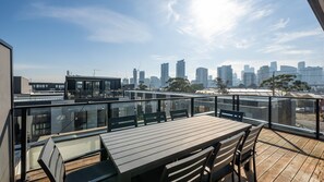 Outdoor dining - Sommersby Terrace - Port Melbourne (Port Melbourne)