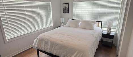 3 bedrooms, travel crib, free WiFi, bed sheets
