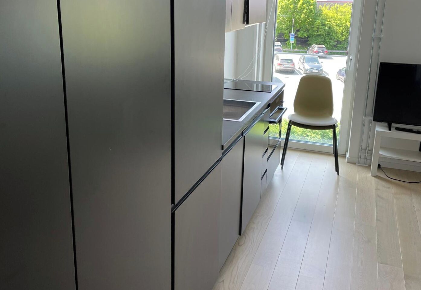 Kühlschrank, Mikrowelle, Ofen, Geschirrspüler