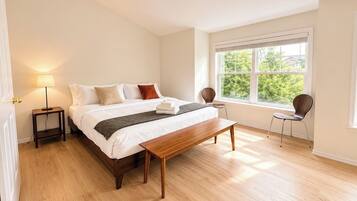 3 habitaciones, cuna de viaje, wifi gratis y ropa de cama