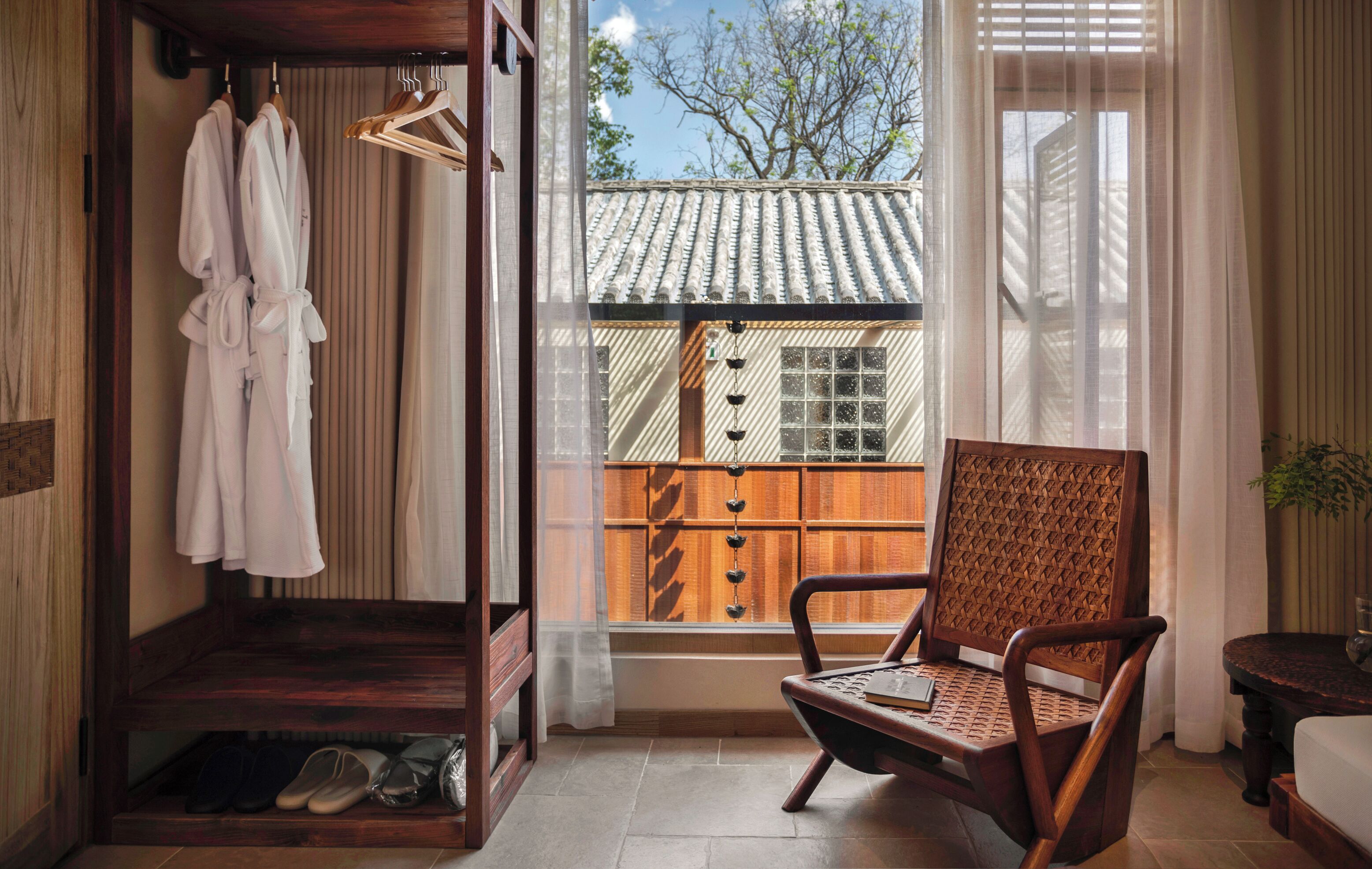 Traditional Double Room | Down comforters, minibar, blackout drapes, iron/ironing board