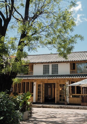 Exterior - Dali Jiwu Hotel (Dali)