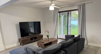 Perfect 3-bedroom house with AC in beautiful Parma Heights