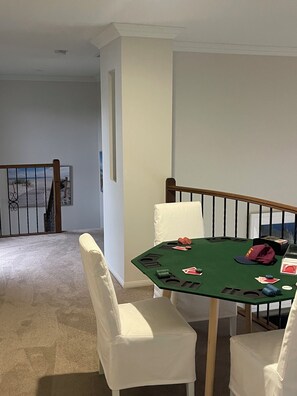 Interior - Beach House on the Gold Coast Canal - Room 3 (Helensvale)