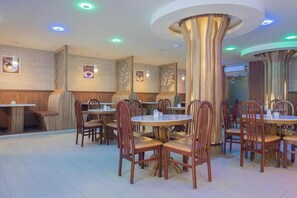 Dining - Paragon Nagoya Hotel Batam (Batam)