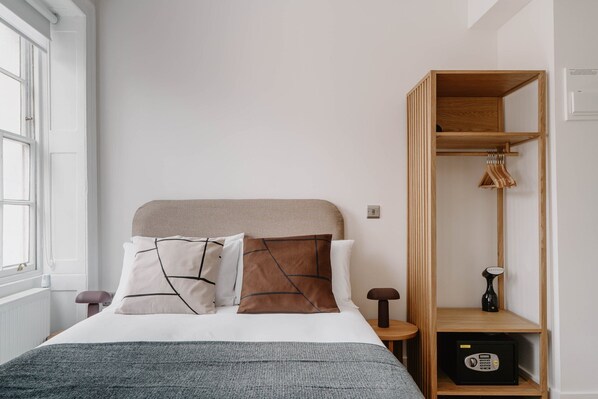 Room - Premium Comfort Double Room (London)