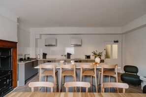 Private kitchen - Modern Double Room near King's Cross (London)
