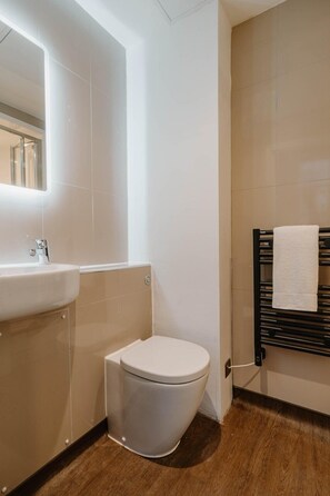 Bathroom - Comfortable Double Room in WC1 (London)