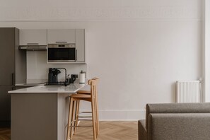 Private kitchen - Stylish Double En-Suite in Bloomsbury (London)