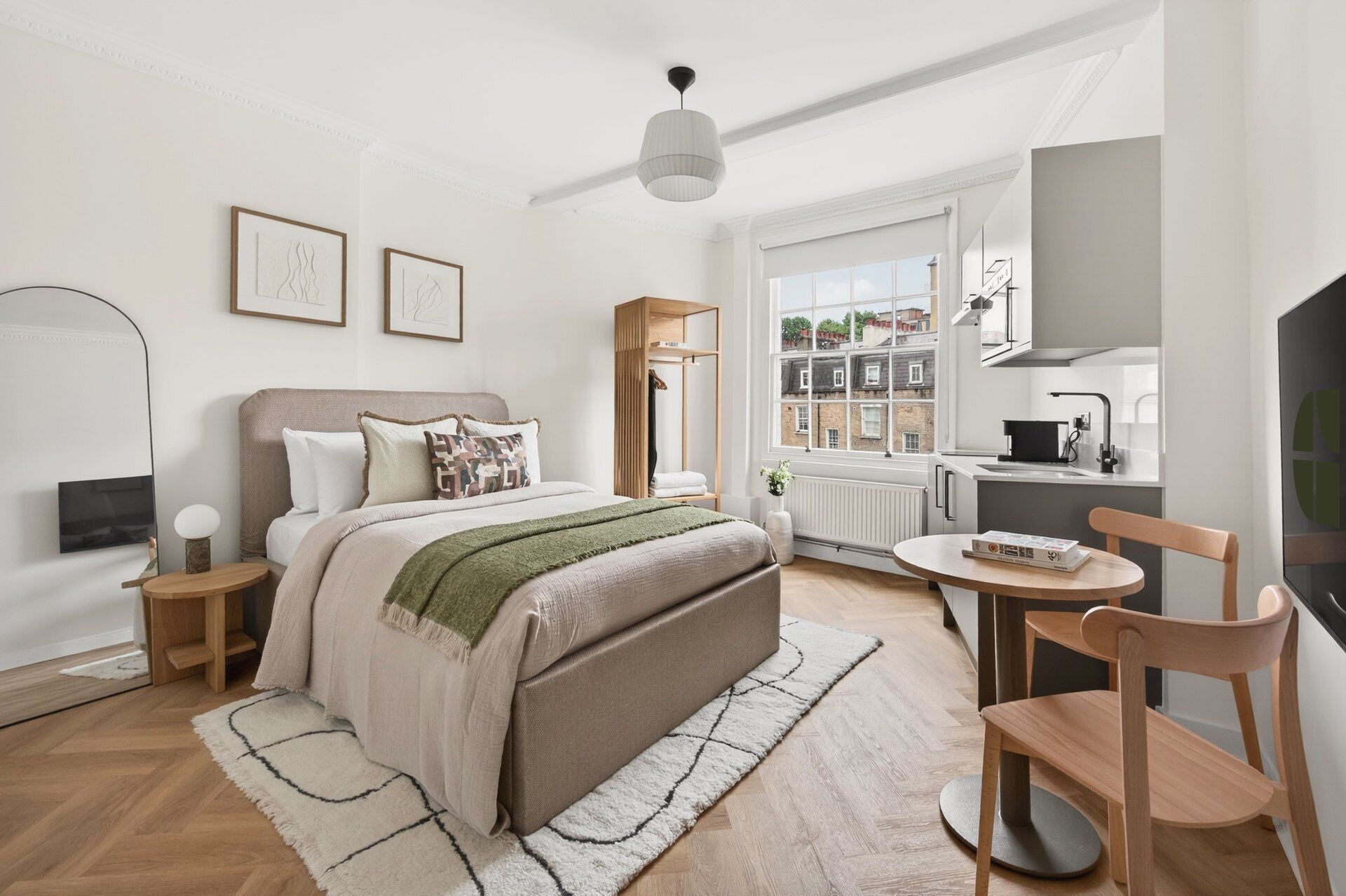 Internet, bed sheets