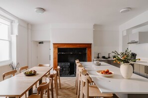 Dining - Comfortable Single Room in Bloomsbury (London)