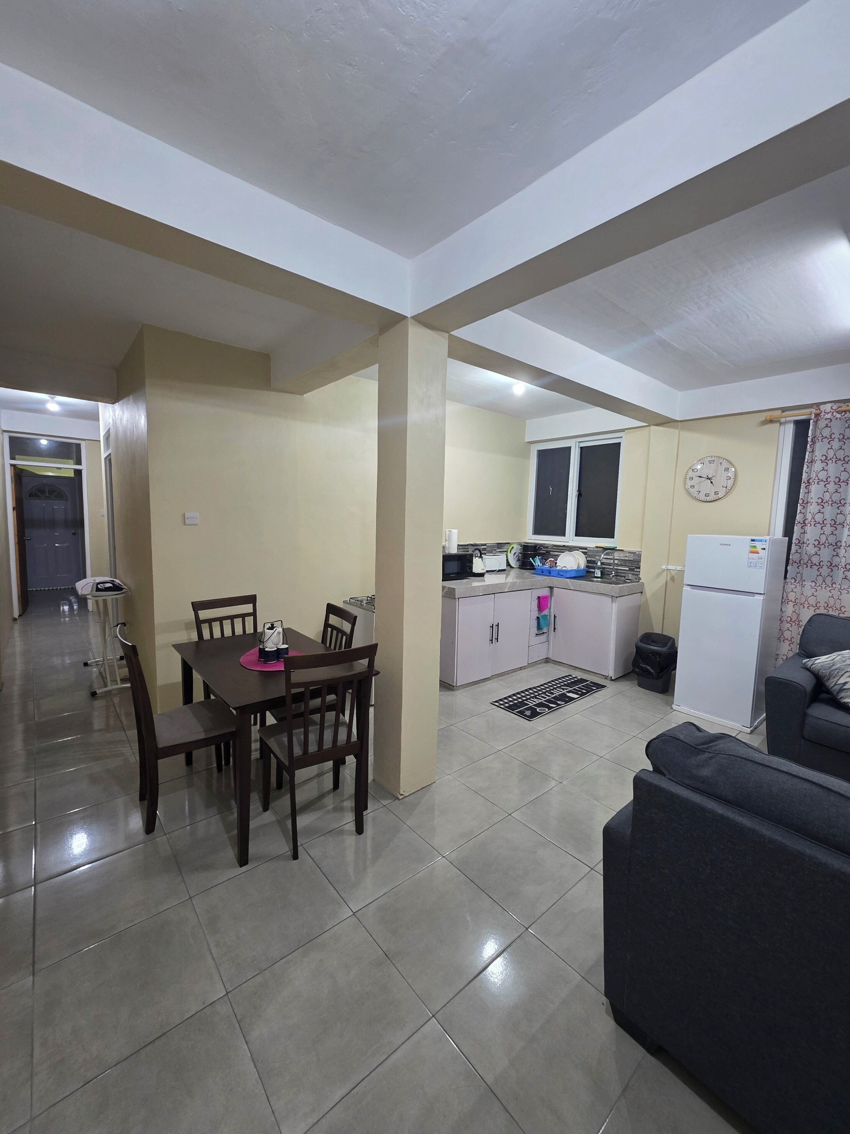 Apartment, 2 Bedrooms, Pets allowed, Partial Ocean View | Interior
