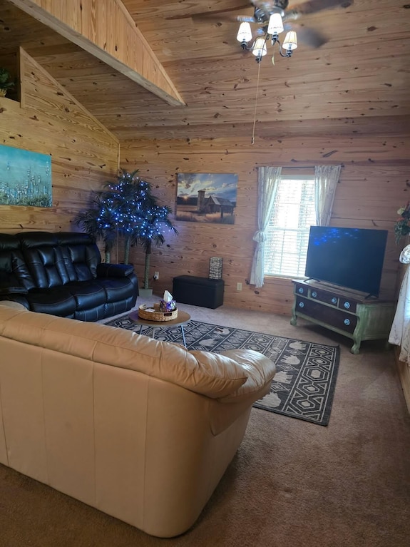 Relax And Unwind Near Lake Marion - 2-bedroom 1.5 Bath Cabin Getaway. - South Carolina