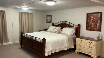 2 bedrooms, WiFi, bed sheets