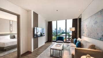 Apartment, 2 Schlafzimmer (Suite) | Wohnbereich | Smart-TV