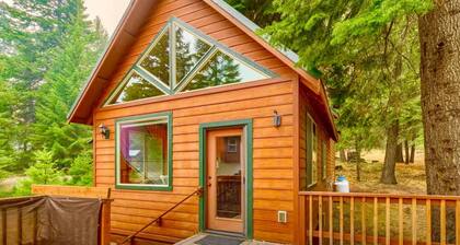 Woodlake Retreats Cozy Cabin + decks and firepit