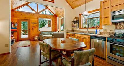 Woodlake Retreats Cozy Cabin + decks and firepit