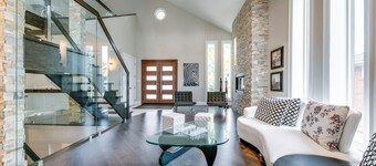 Modern Luxury Designer Home the poshest neighbourhood in Canada